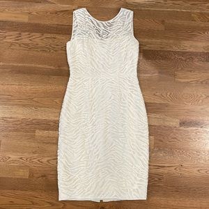 BCBG MAXAZRIA Sheath  Dress “Alice”. Off White 6 Excellent!